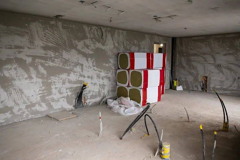 服装店玻璃门装修设计指南:5大风格与品牌形象提升要点(附案例) - 装修效果图